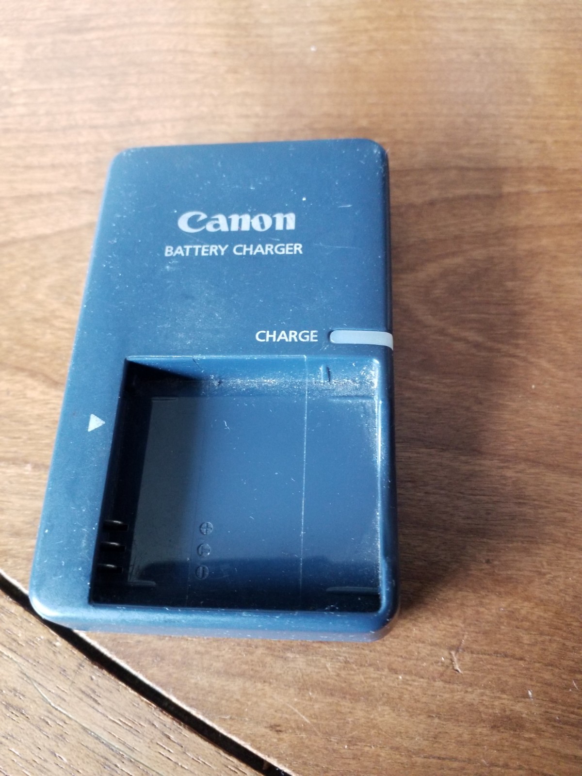 Canon CB-2LVG Battery charger