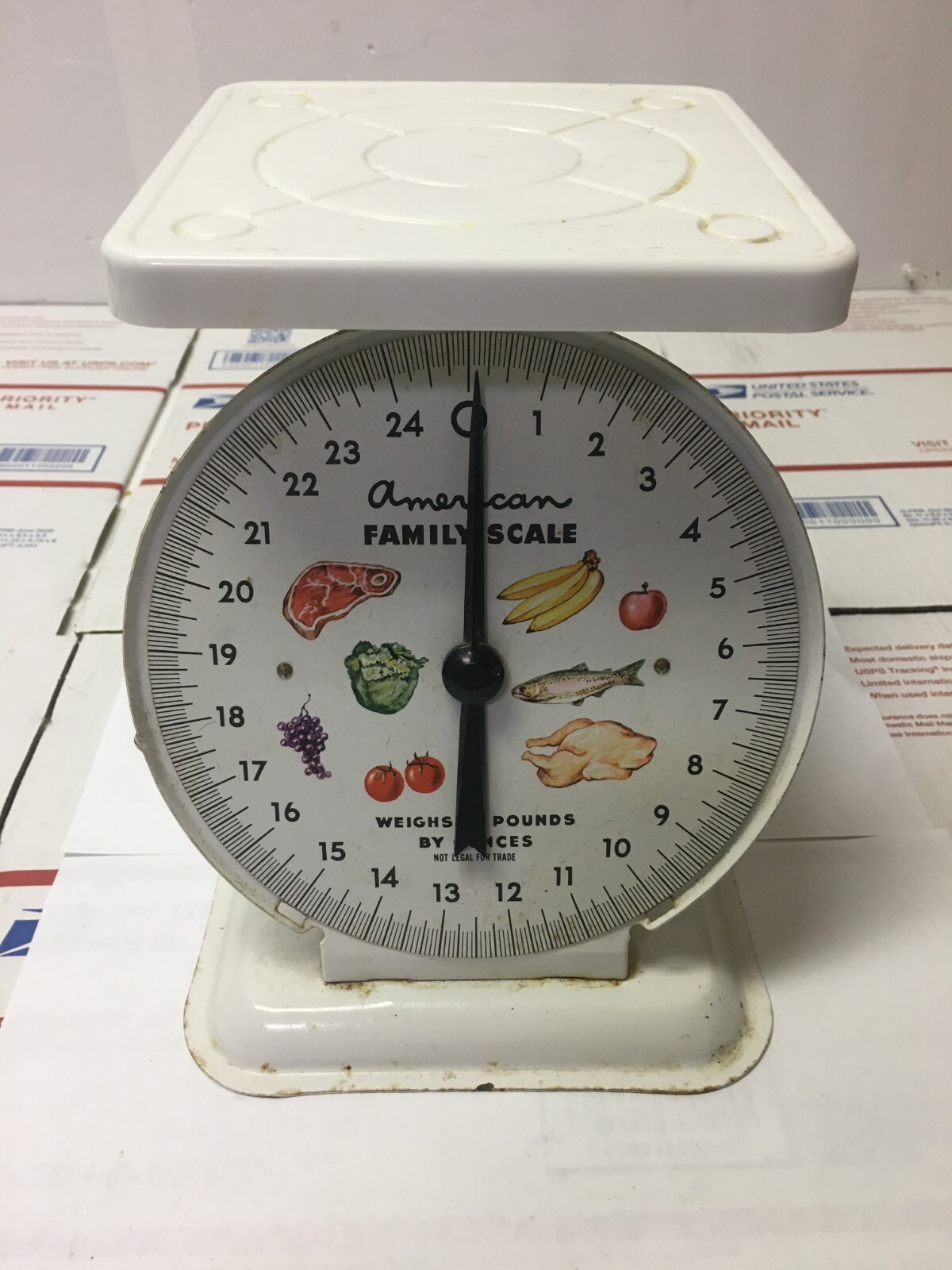 Vintage American Family Metal Scale 25 lb. Deco Farm Kitchen Decor White
