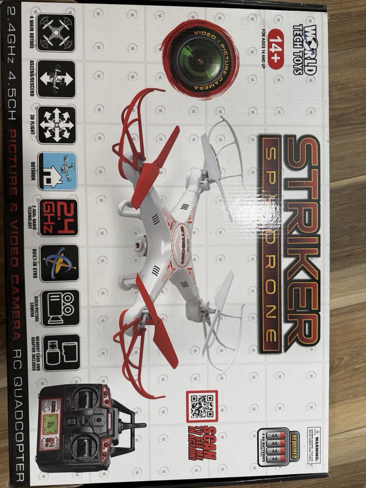 STRIKER Spy Drone RC Quadcopter 2.4GHz 4.5 CH - NEW