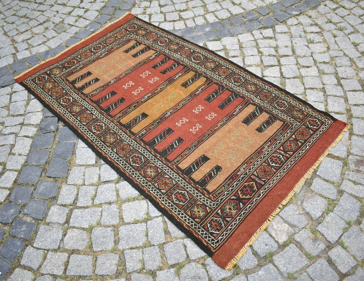 Caucasian Rug 40'' x 69'' Embroidered Woven Rug Home Decor Rug Organic Wool Rug