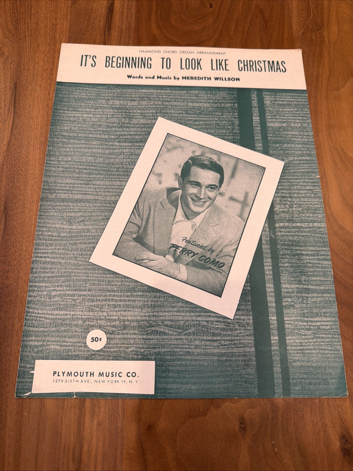 It's Beginning to Look a lot Like Christmas Sheet Music, Meredith Willson 1956 ✨