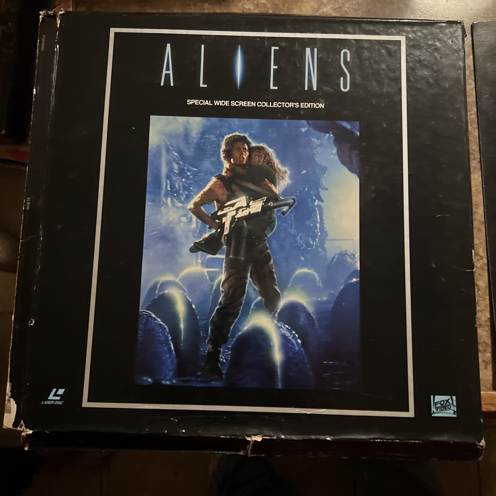Aliens Box Set 4 Disc (LD 1986 LaserDisc) +Book Special Widescreen Collector Ed