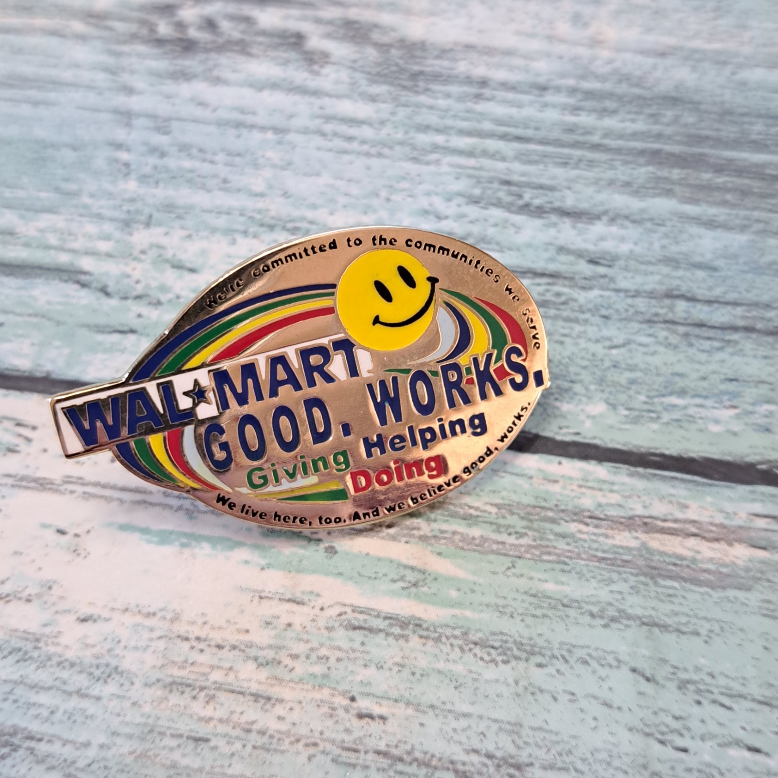 Walmart Associate Employee Pin - Smiley Good Works Giving Helping Doing Rainbow
