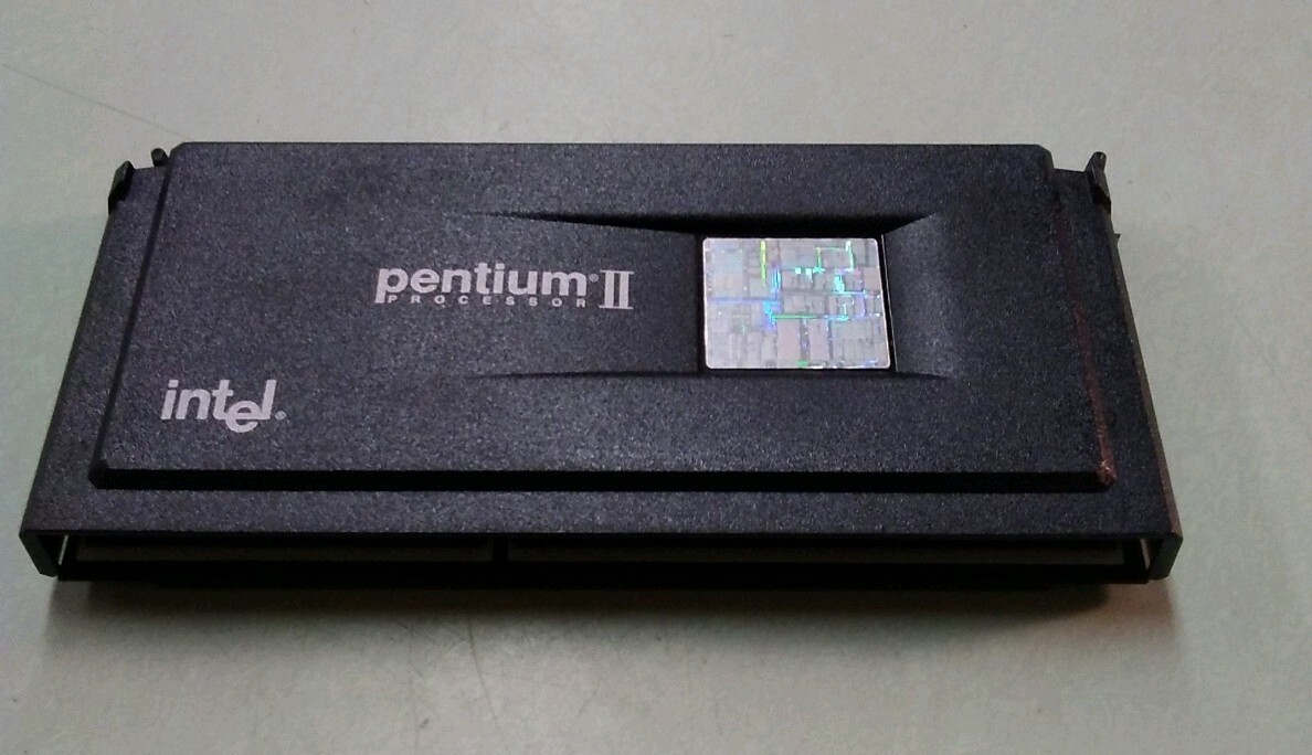 Intel PII/350 MMX CPU 80523PY350512 SL2S6