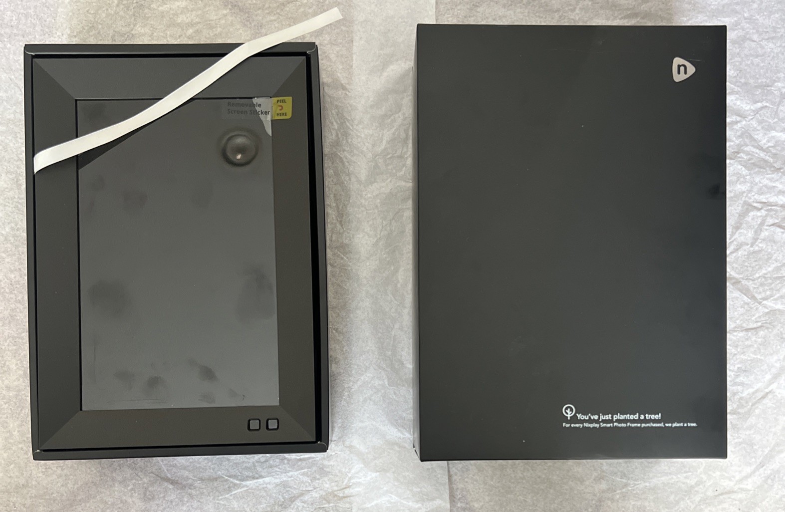 Nixplay W10F 10.1 Inch HD Smart Digital Photo Frame Black open box NEW