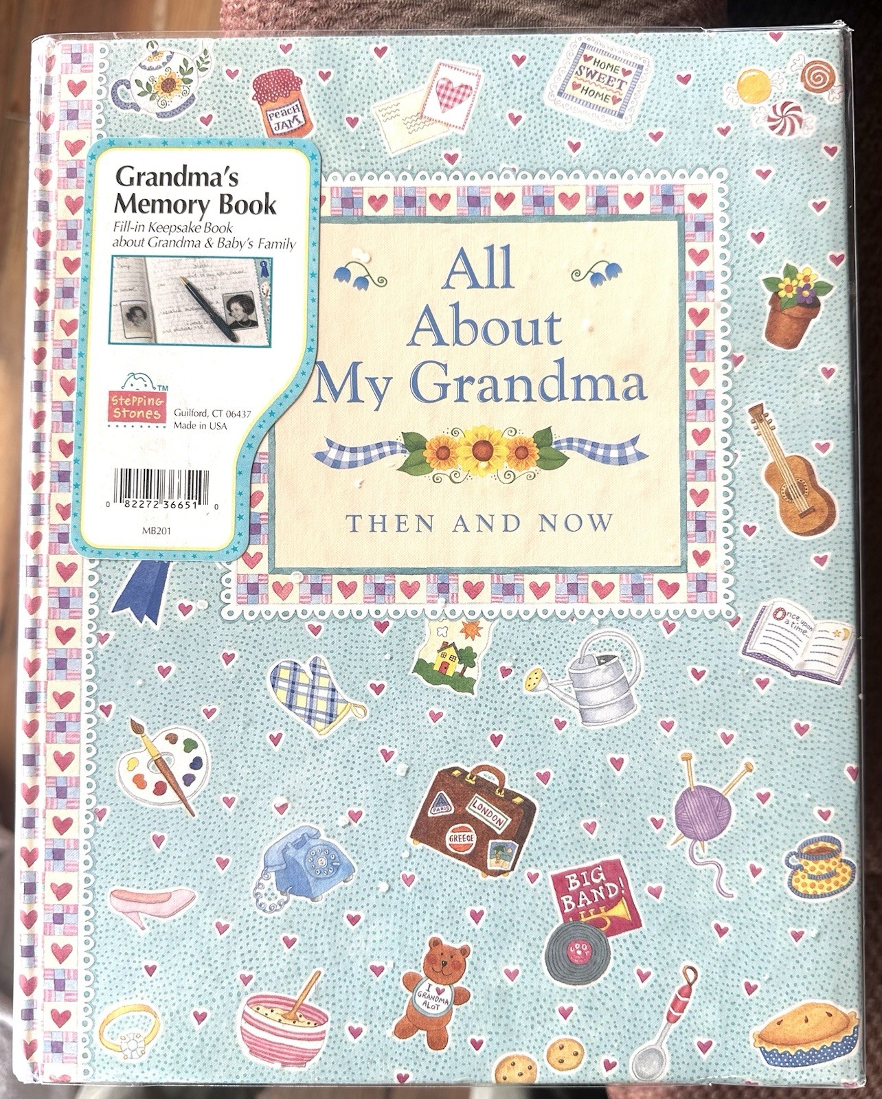 NEW UNUSED Hardcover GRANDMOTHER FAMILY HISTORY BOOK to Gift W/ Protective Cover