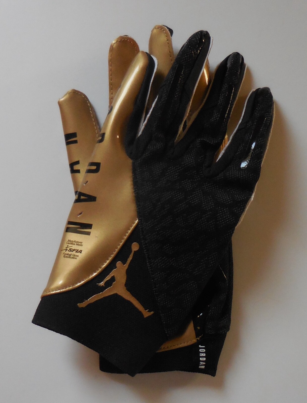 Nike Jordan Vapor Knit 4.0 Football Gloves Men Black/Metallic Gold Large