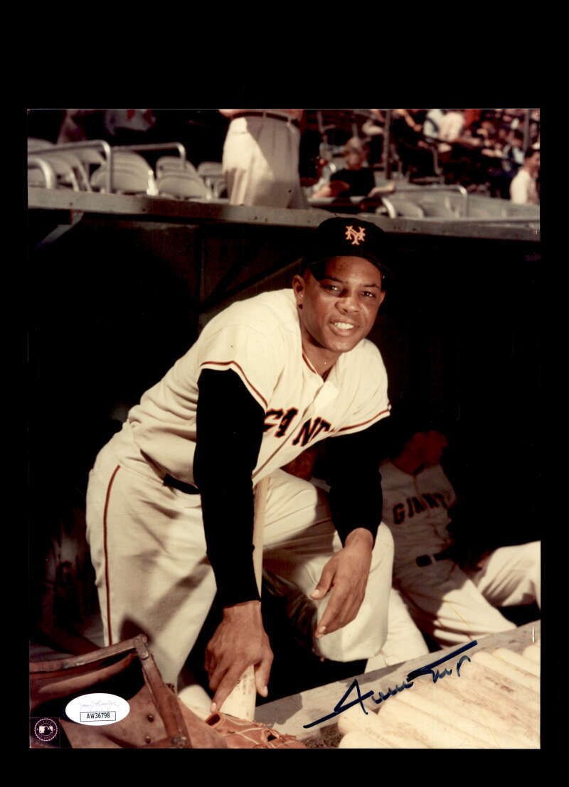 Willie Mays JSA Cert Signed  8x10 Photo Autograph Giants