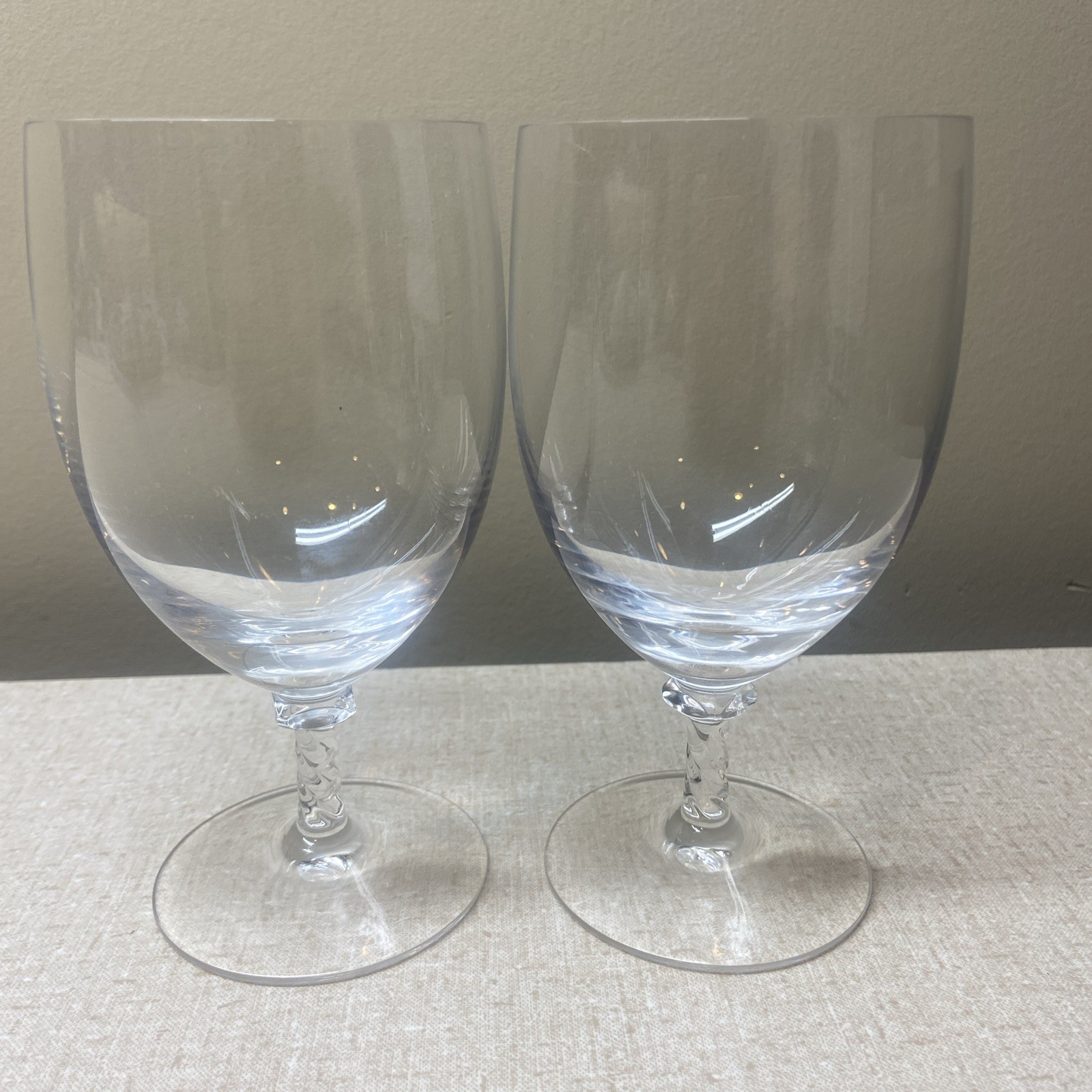 Pair Villeroy & and Boch THALEA Twisted Stem Wine Water Glasses 6"