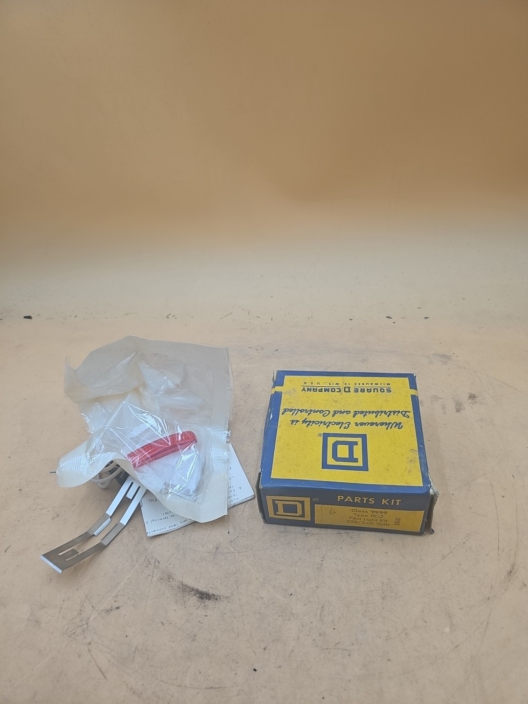 Square D 9999 PL-2 Pilot Light Kit, 208-240V