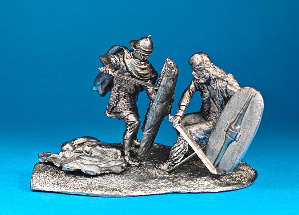 A legionary at His last Strength, 9 AD. - Scale 1:32 Height 54 mm