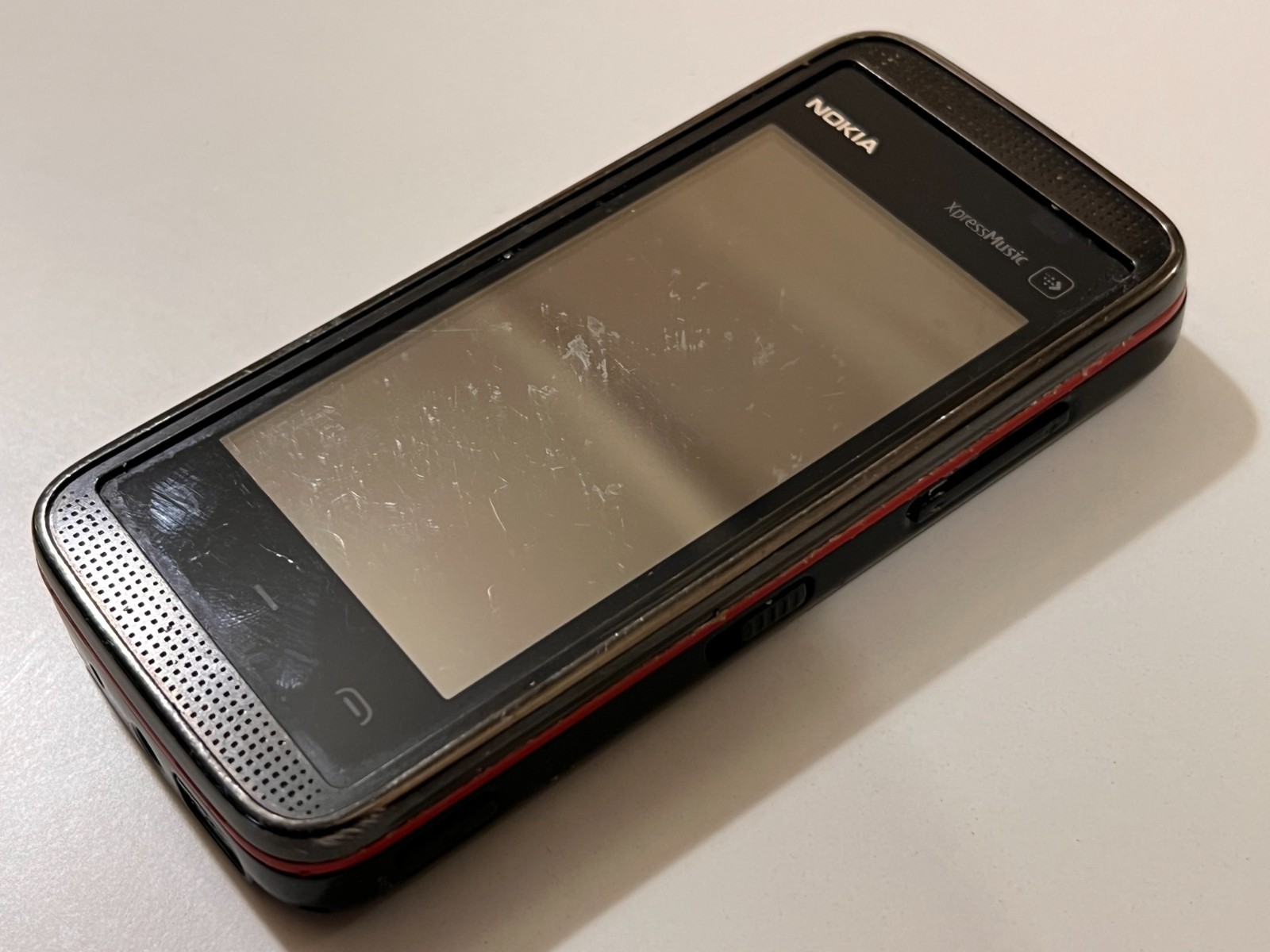 Nokia 5530 Black Mobile Phone Unlocked Classic GSM