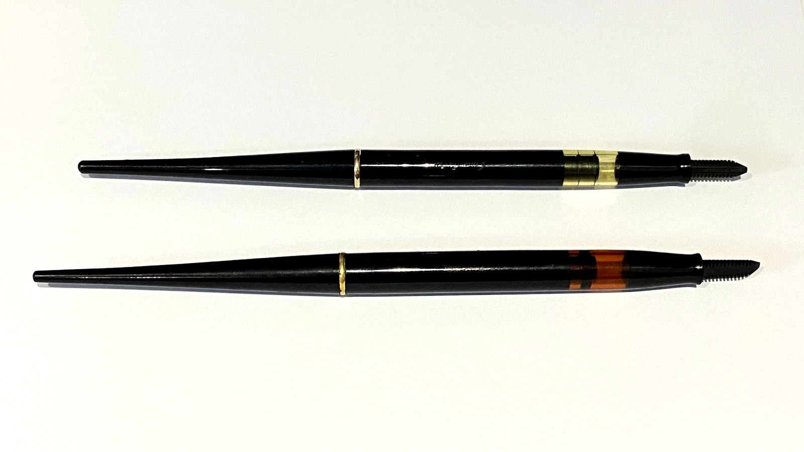 VINTAGE OMAS EXTRA DESK FOUNTAIN PENS FOR PARTS IN BLACK GOLD TRIM MADE IN ITALY