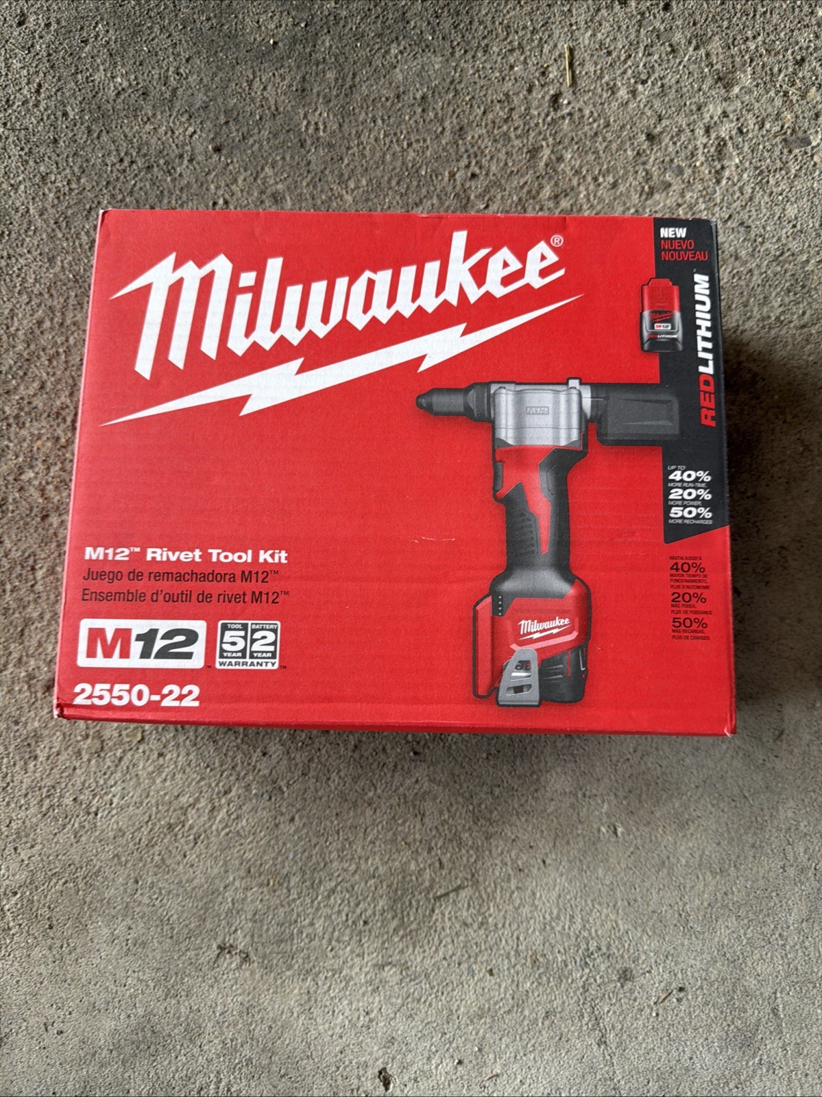 Milwaukee M12 2550-22 12V Li-Ion Cordless Rivet Tool Kit - Red