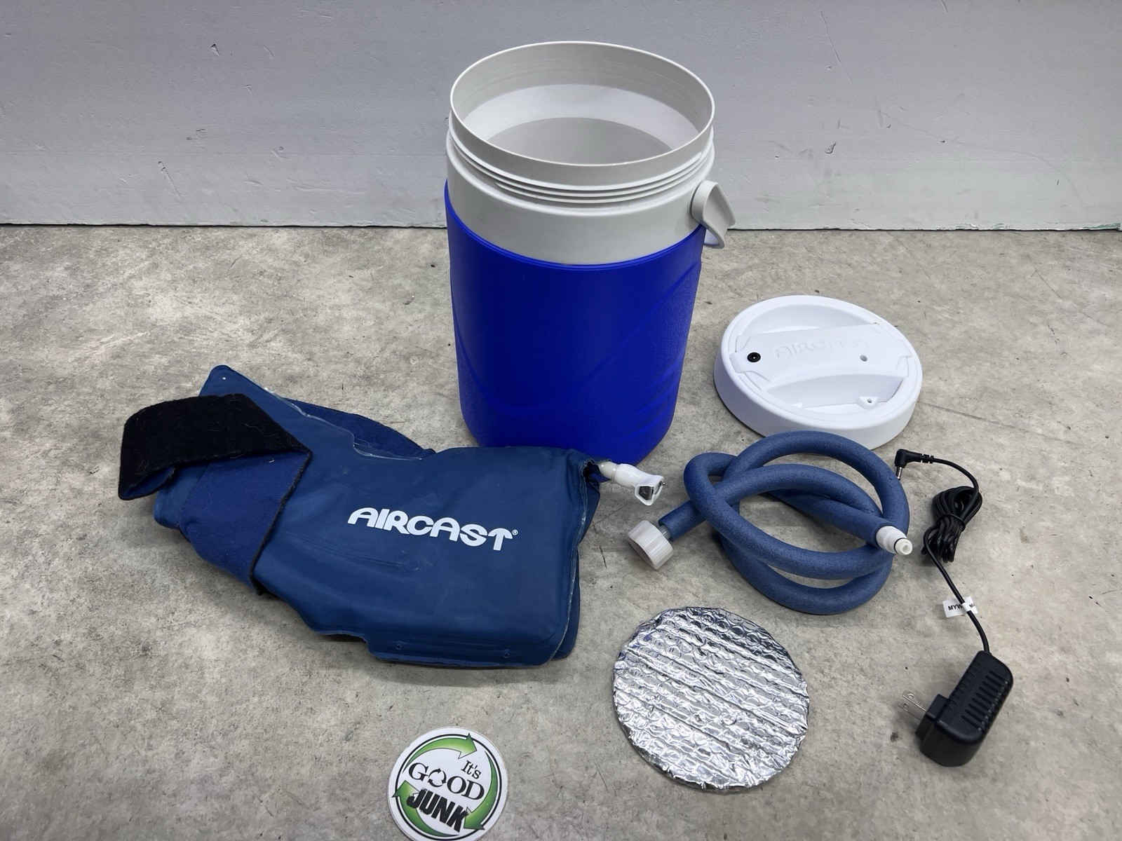 Cryo/Cuff Cryocuff Cooler Therapy Motorized IC Compression Knee Size Large