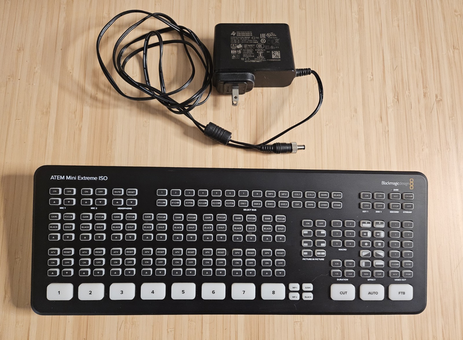 Blackmagic Design ATEM Mini Extreme ISO Switcher w/ Bonus Cables