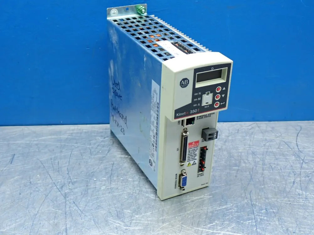 ALLEN BRADLEY KINETIX SINGLE-AXIS SERVO DRIVE 2097-V34PR3-LM