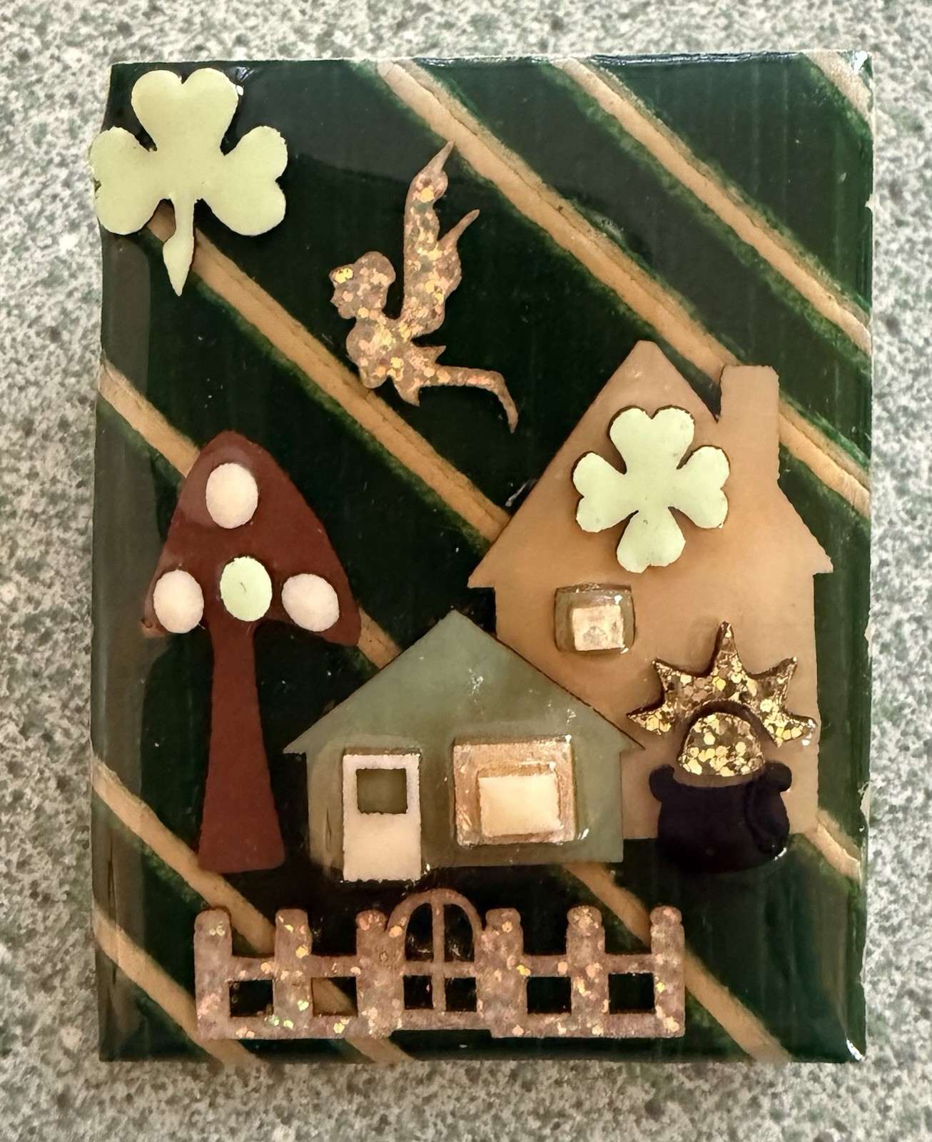 Vtg Lucinda House Pin - Irish St. Patrick Day Shamrocks, Pot of Gold - See Pics