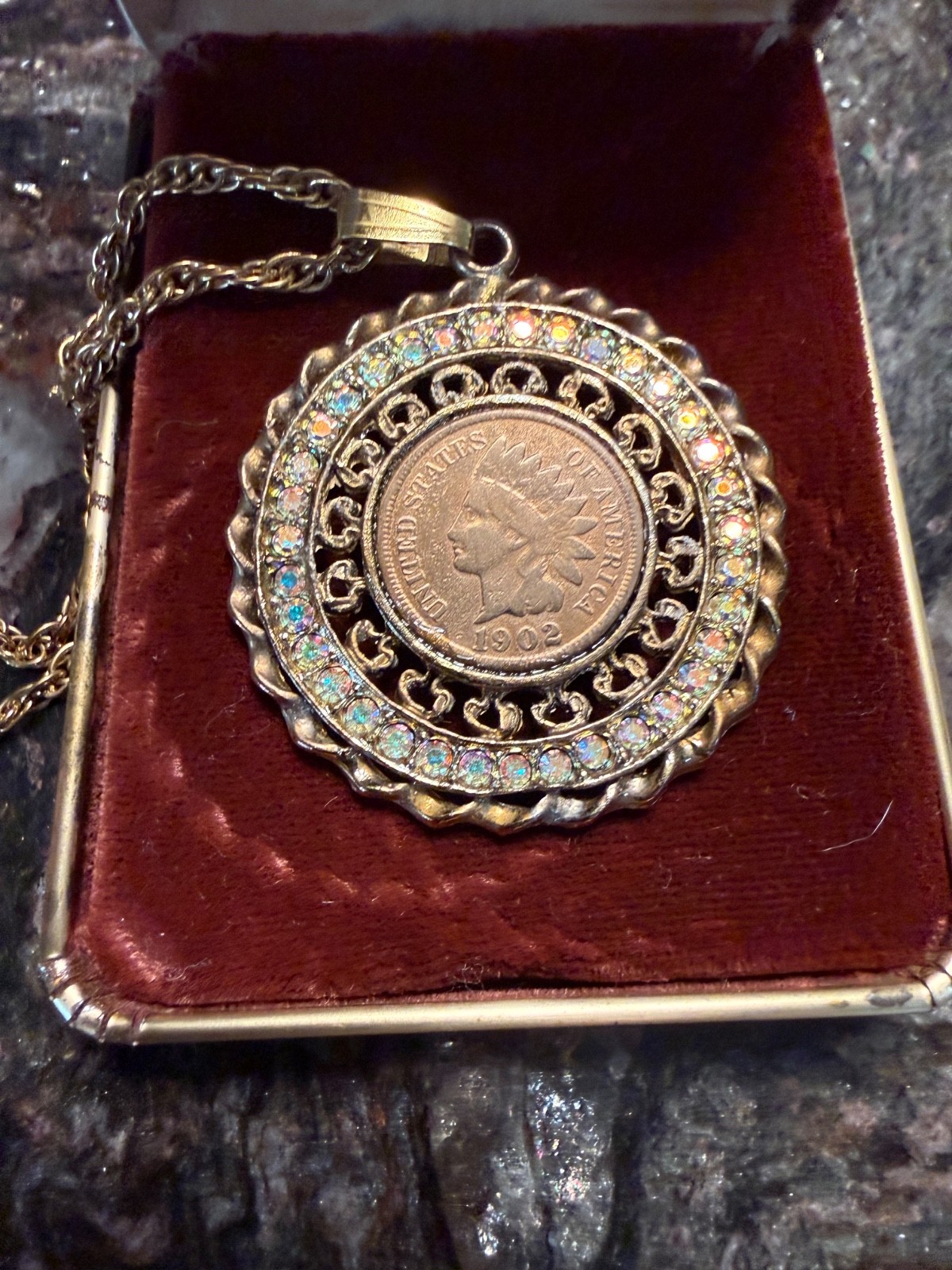 Vintage Aurora Borealis Rhinestone Pendant Necklace Indian Head Penny 1902