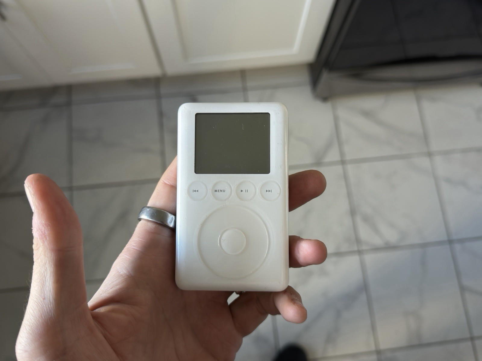 Apple iPod Classic 3rd Generation – 15GB