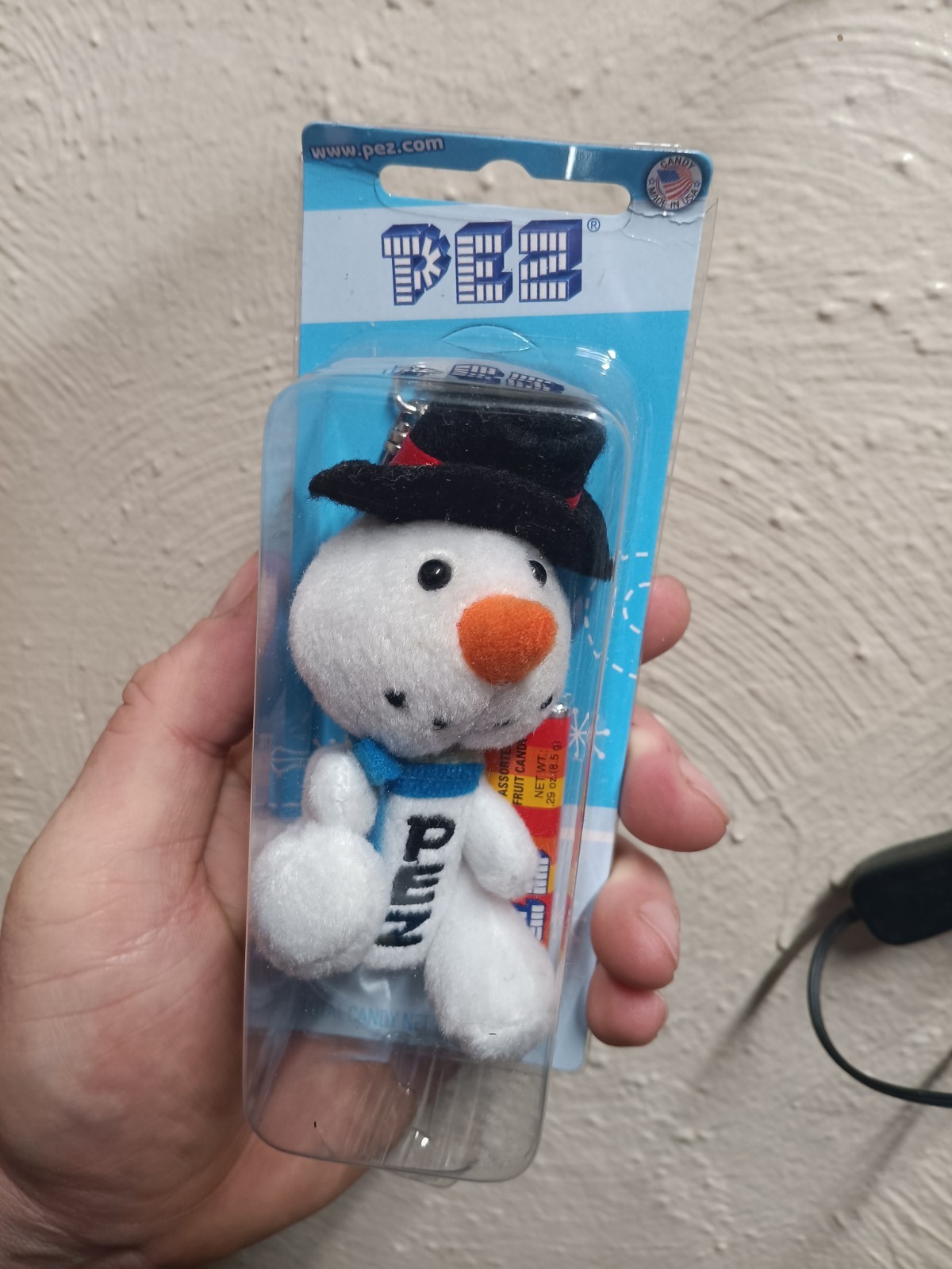 New Pez Plush Keychain Christmas “Snowman” Novelty Candy Dispenser 2010