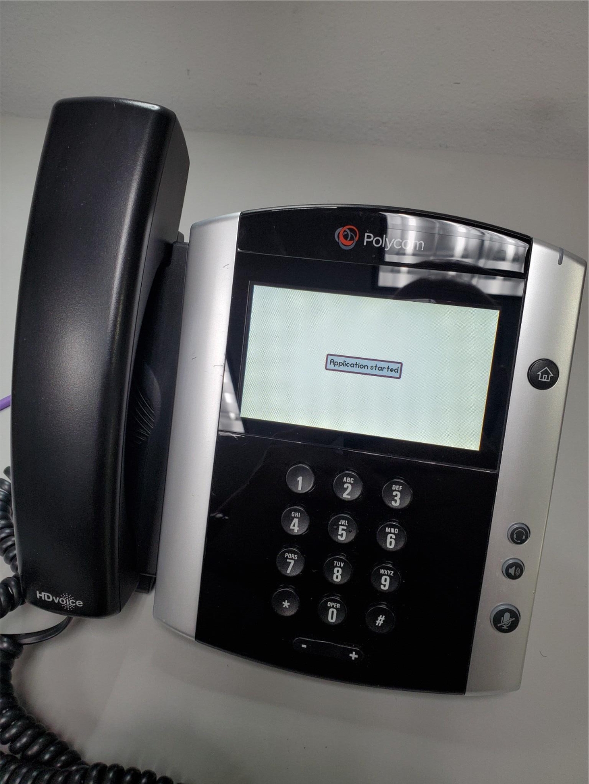 Polycom VVX 501 12-Line VoIP Touchscreen Display Phone (2201-48500-001)