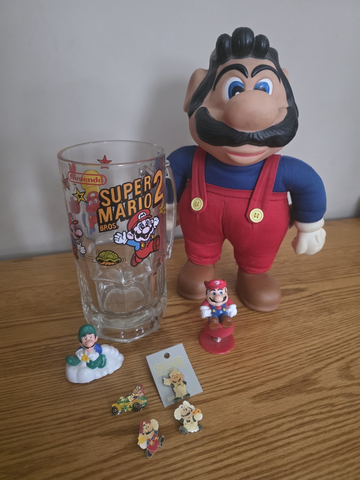 Vintage Super Mario Bros Items