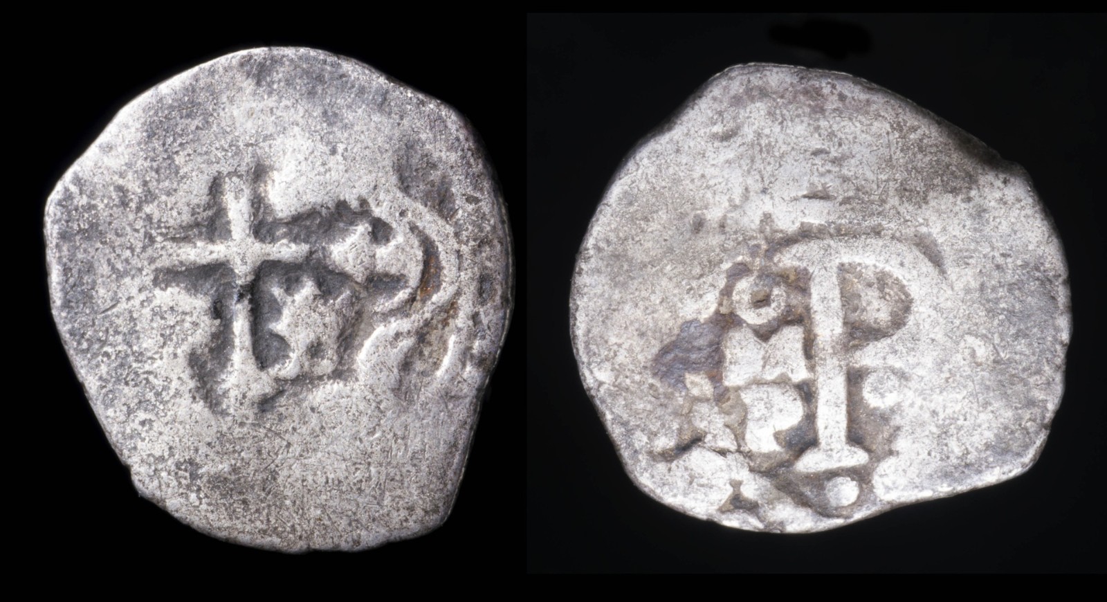 1/2 Silver Real Philips V Macuquino (Spanish Cob) Mexico mint - 16 mm / 1.46 gr.