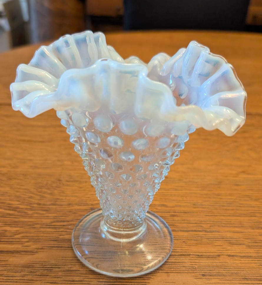 Vintage Fenton White French Opalescent Hobnail Glass 5 ¾” Ruffled Trumpet Vase
