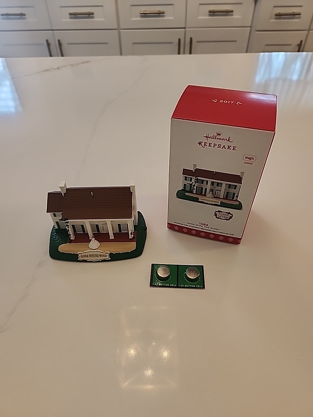 Tara Gone With The Wind 2017 Hallmark Keepsake Ornament magic sound