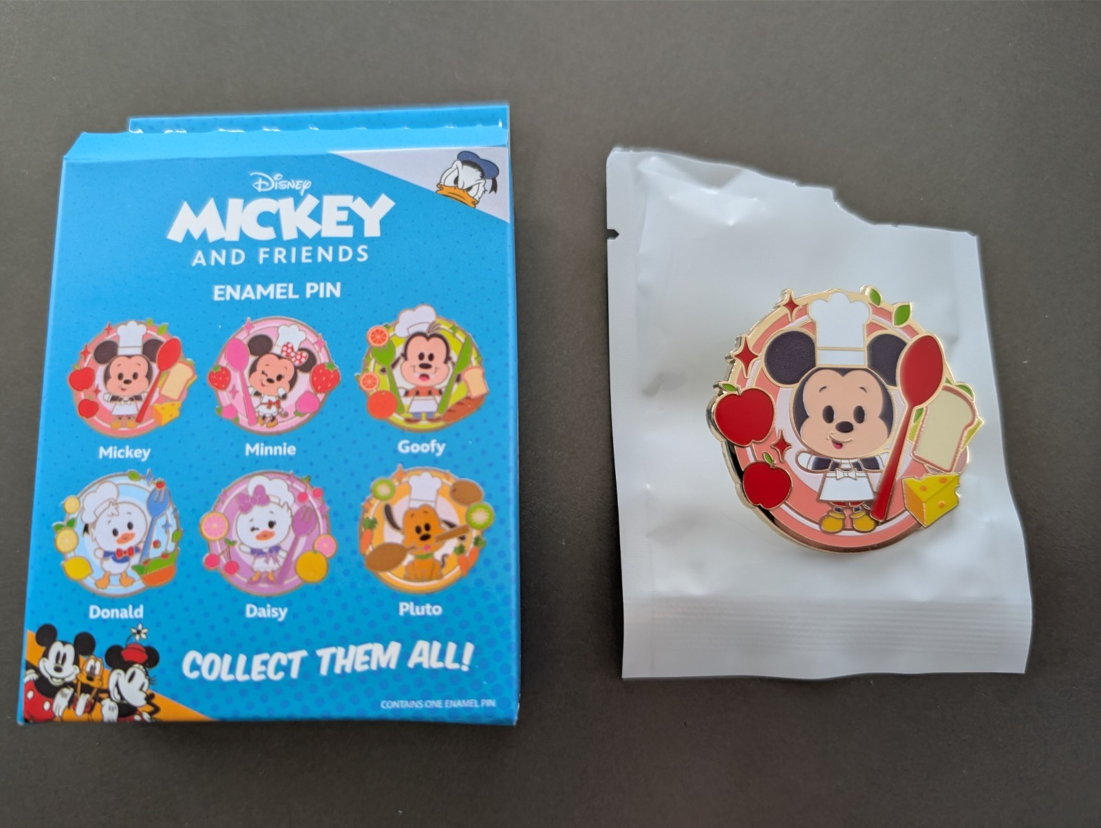 Disney Trading Enamel Pin Chef Mickey and Friends Mystery Set - Mickey