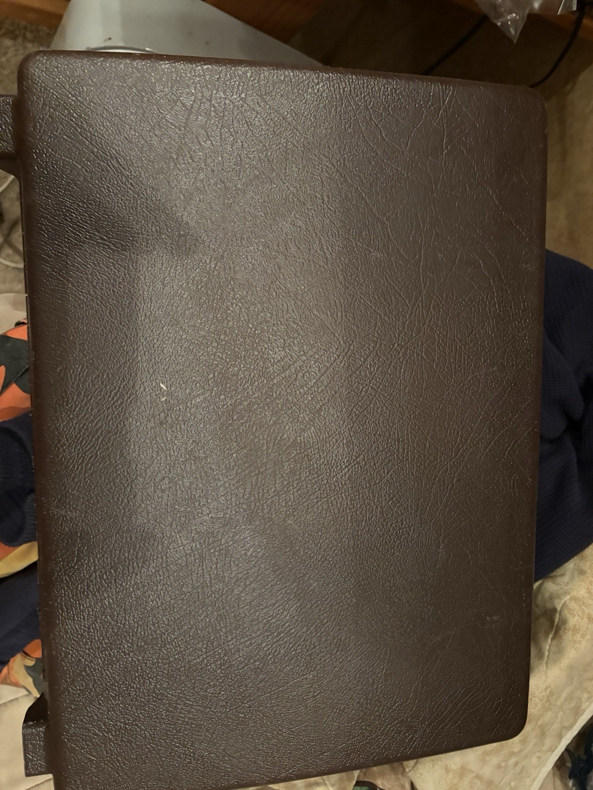 Vintage Samsonite Hardshell Briefcase WITH no key brown