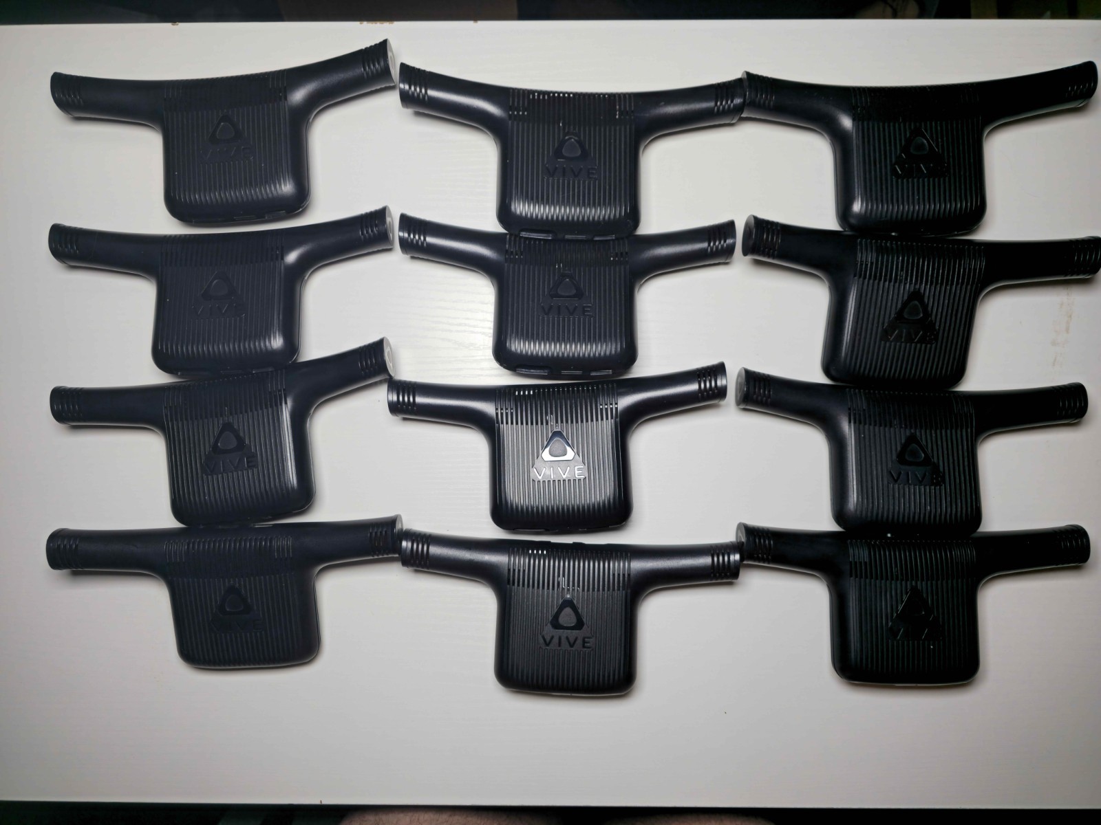 HTC Wireless Adapter for VIVE and VIVE Pro - Model 99HANN01000 - USED