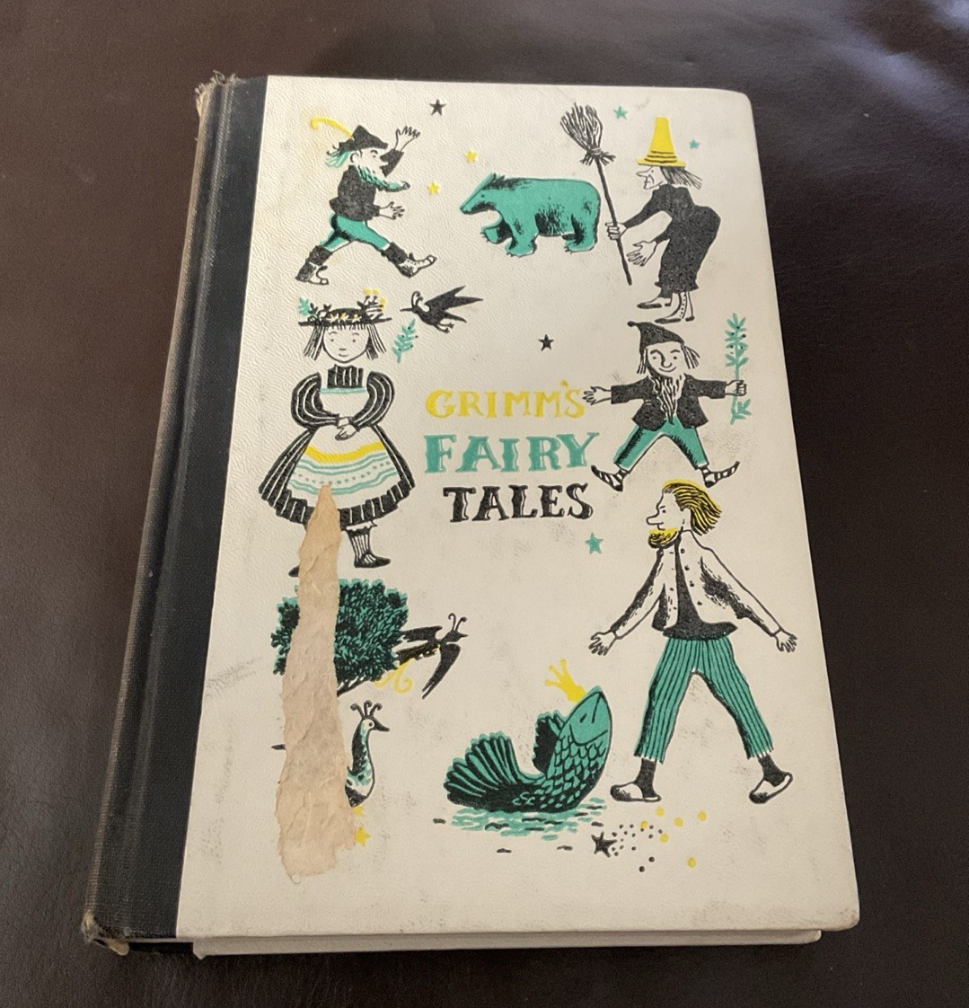 Grimm's Fairy Tales 1954 Junior Deluxe Edition Illustrated by Leonard Weisgard