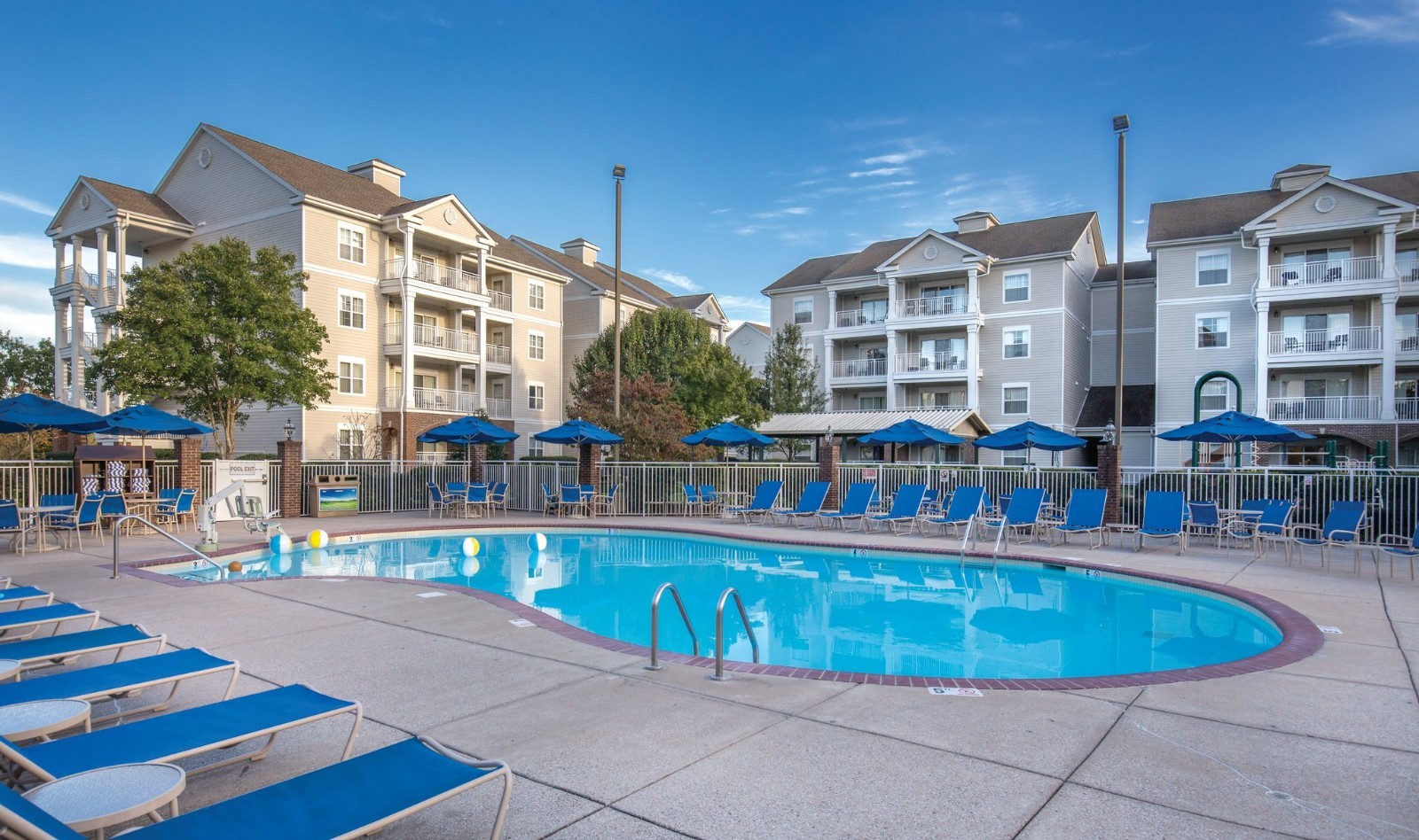 Club Wyndham Nashville   2 BR Deluxe  -  3 nights   Apr 26-29