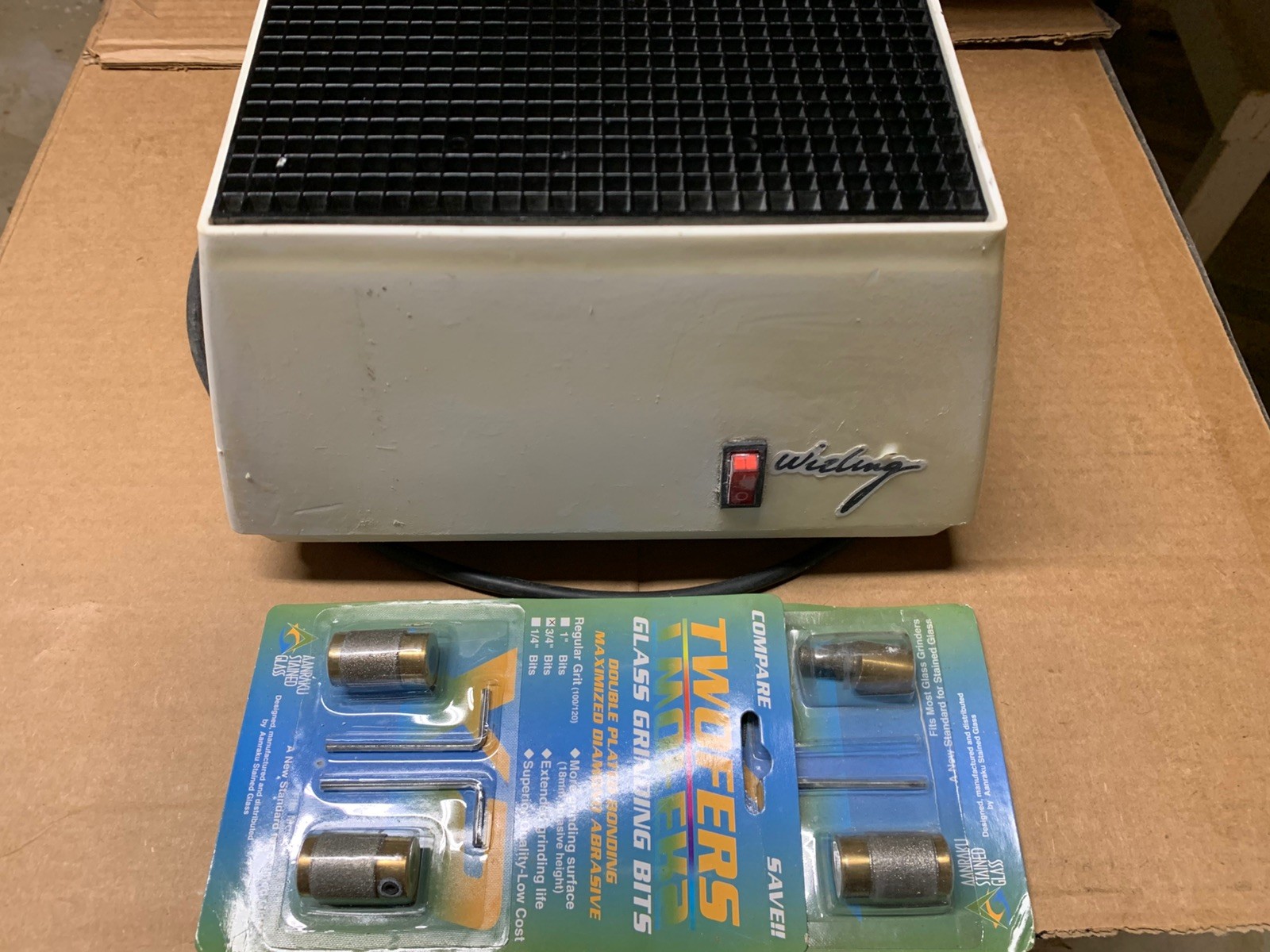  Inland Wizling Glass Grinder With Extras