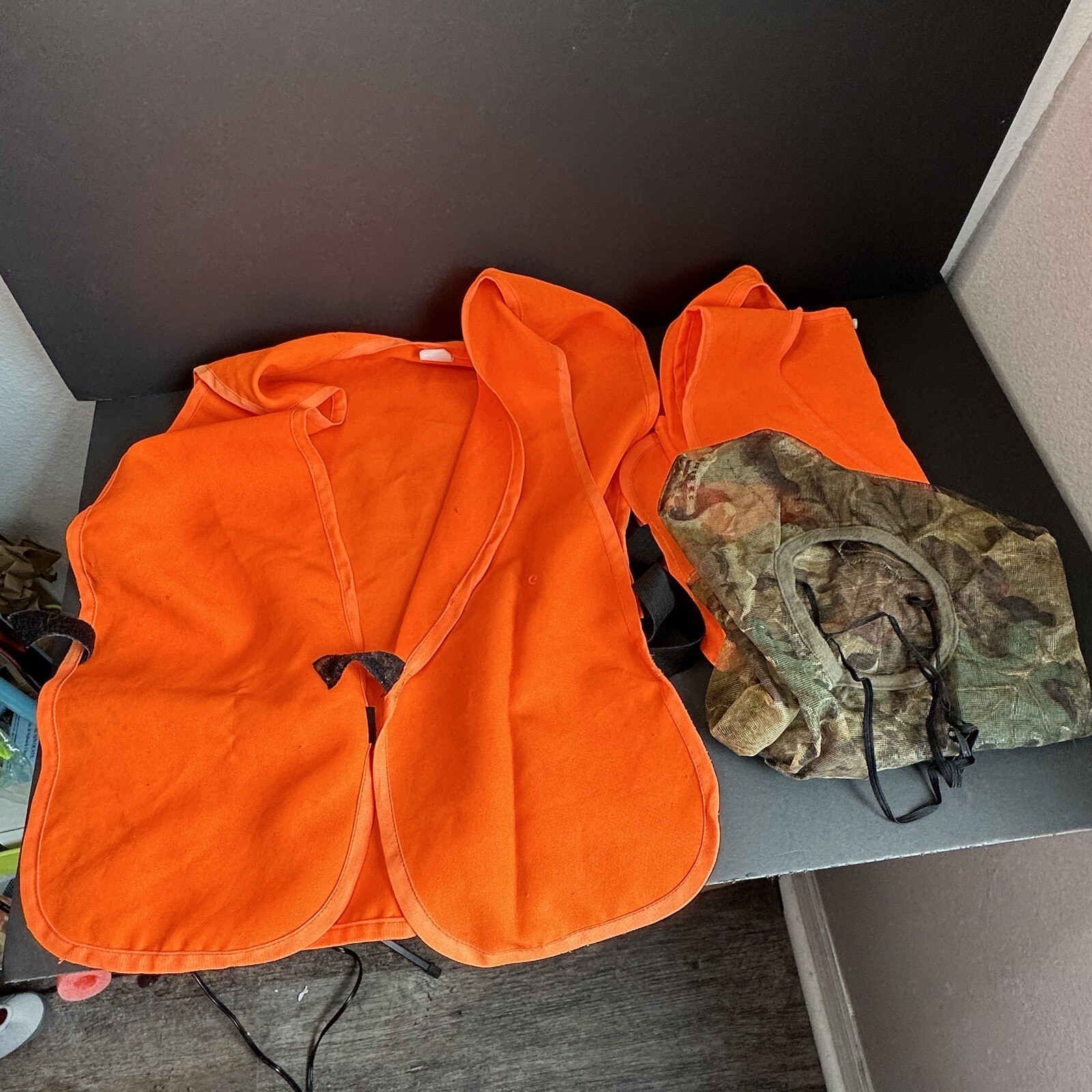 Orange Hunting Vests And Mesh Camo Mask Flaw