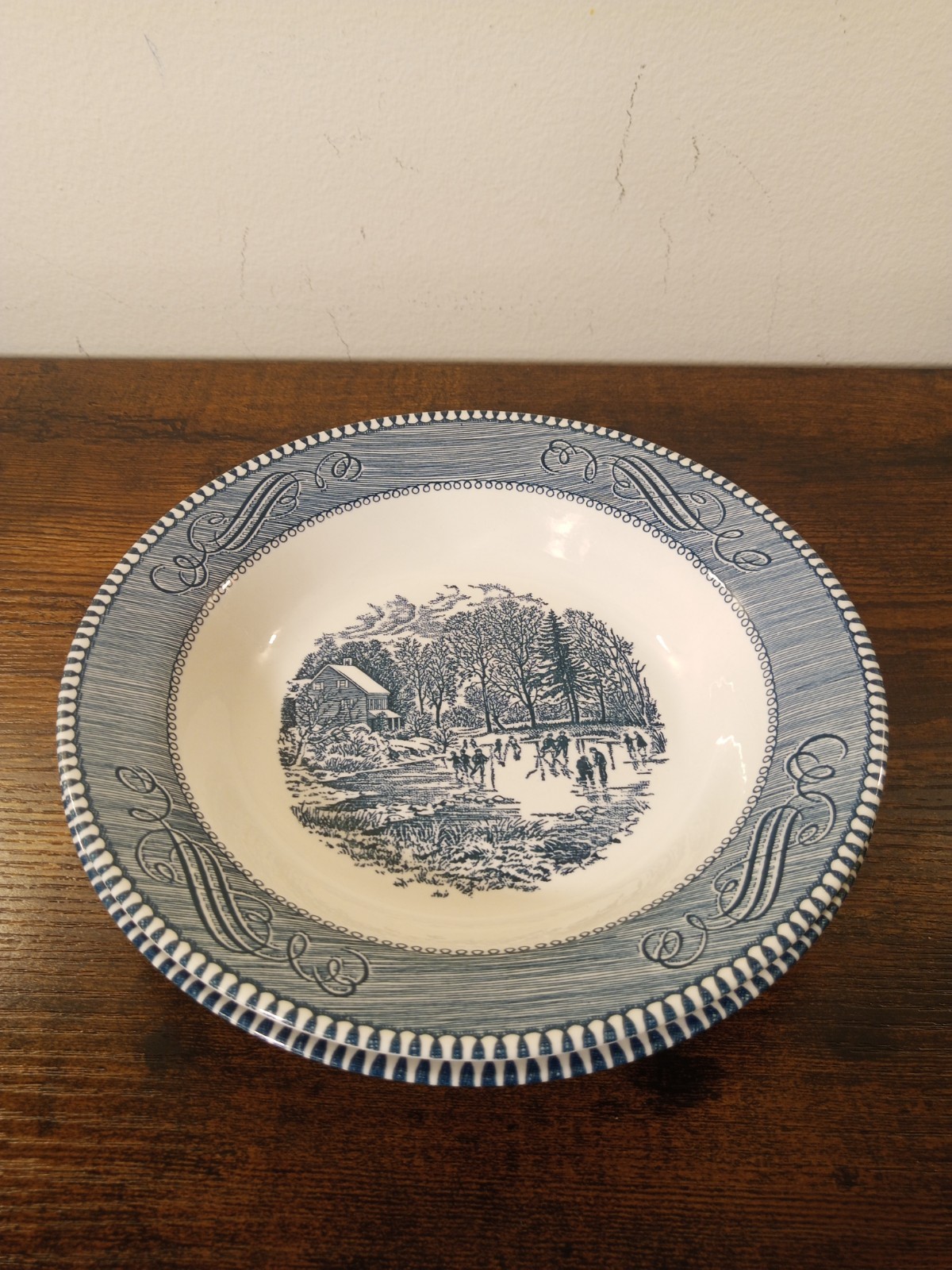 Vtg Currier & Ives "Early Winter"  Royal China Soup Bowls Set Of 2 8 1/2" Dia.