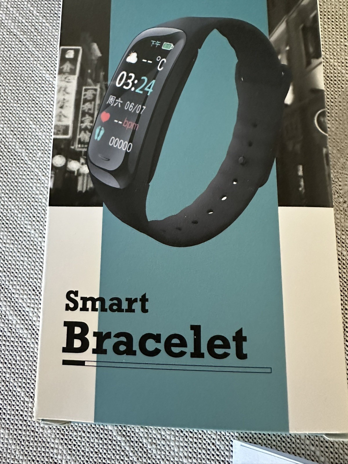 Smart Bracelet Watch Compatible with iOS/Android, Calling, Message, LeFun White