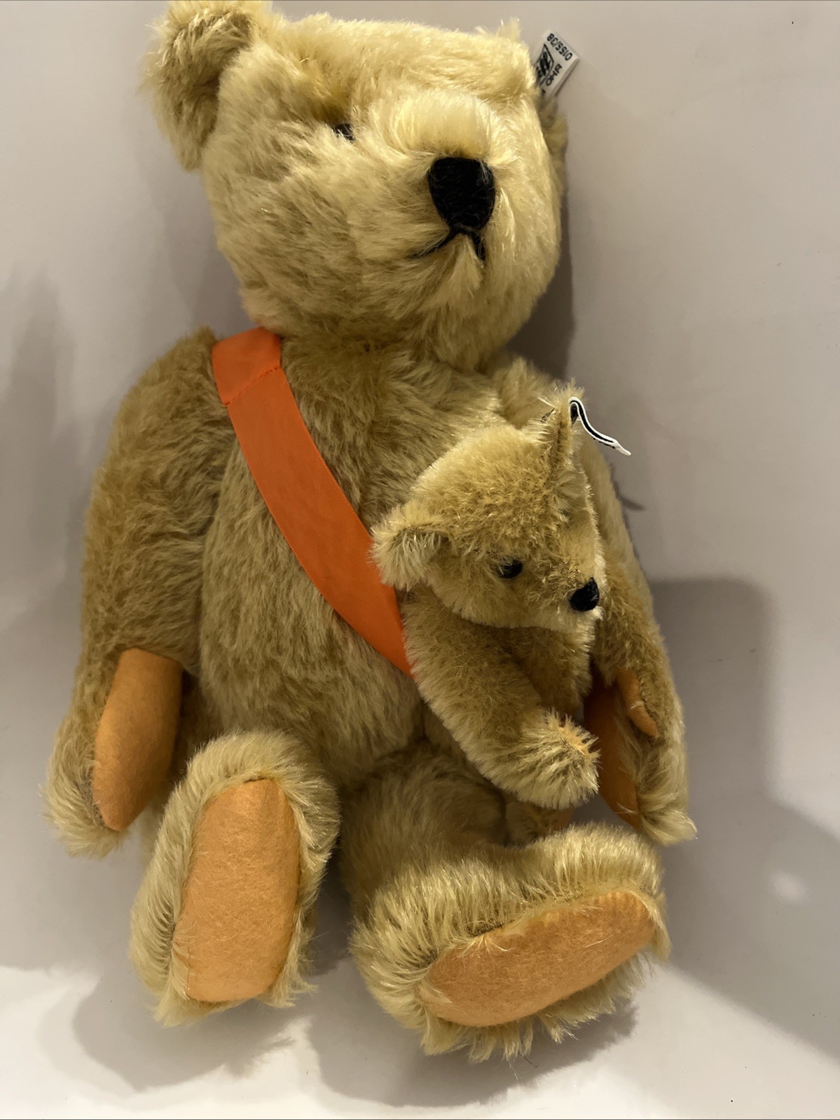 Steiff Mama and Baby Bear, #0155/38, Limited Edition S/N6019 of 8000, Circa 1981