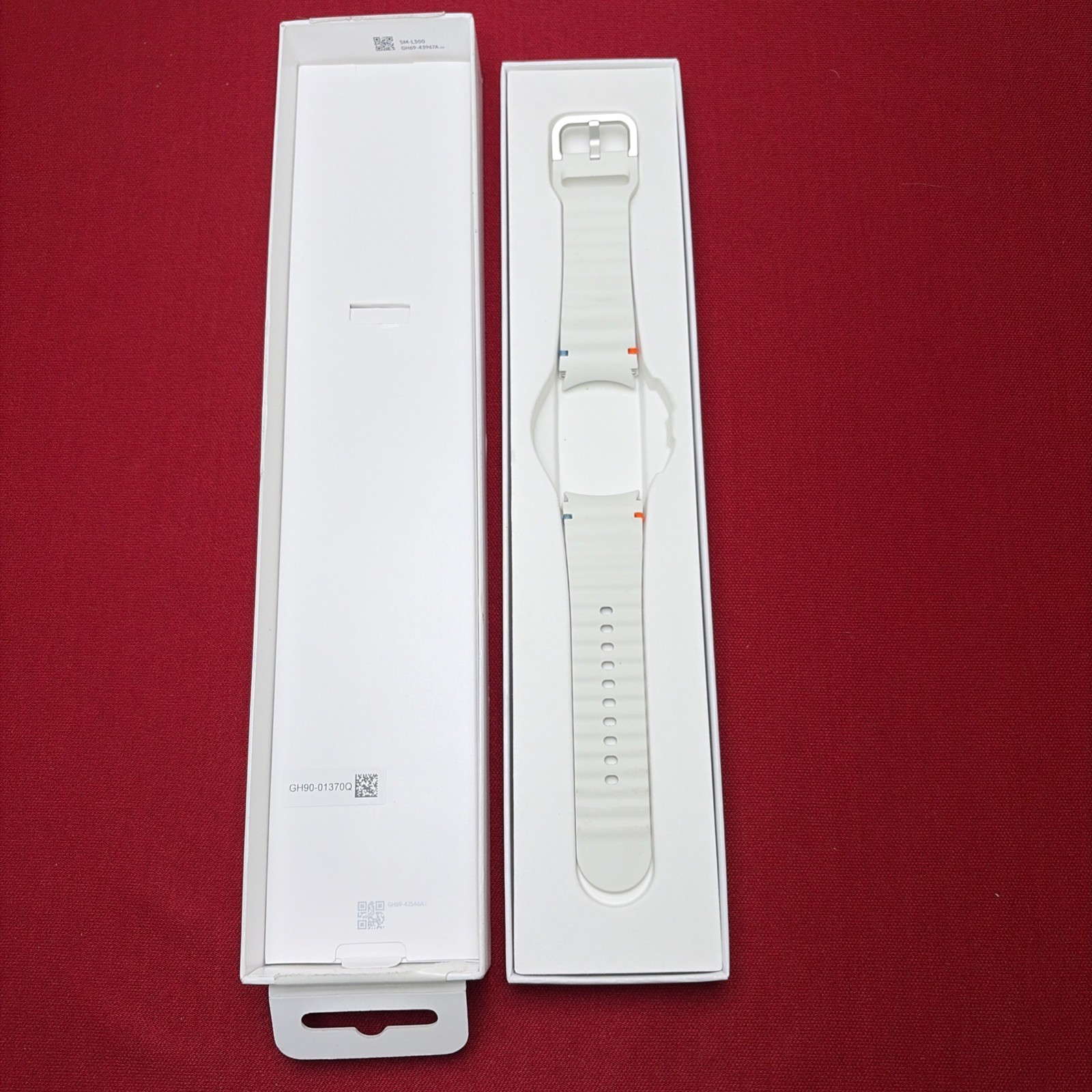 Official Samsung Galaxy Watch 7, 6, 5, 4 Sport Silver Band S/M - Open Box