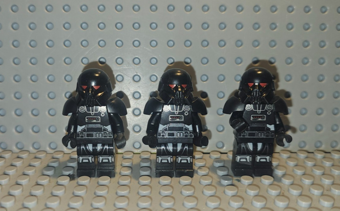 LEGO STAR WARS X3 DARK TROOPERS WITH WEAPONS (2022) - SPLIT FROM SET 75324 -NEW