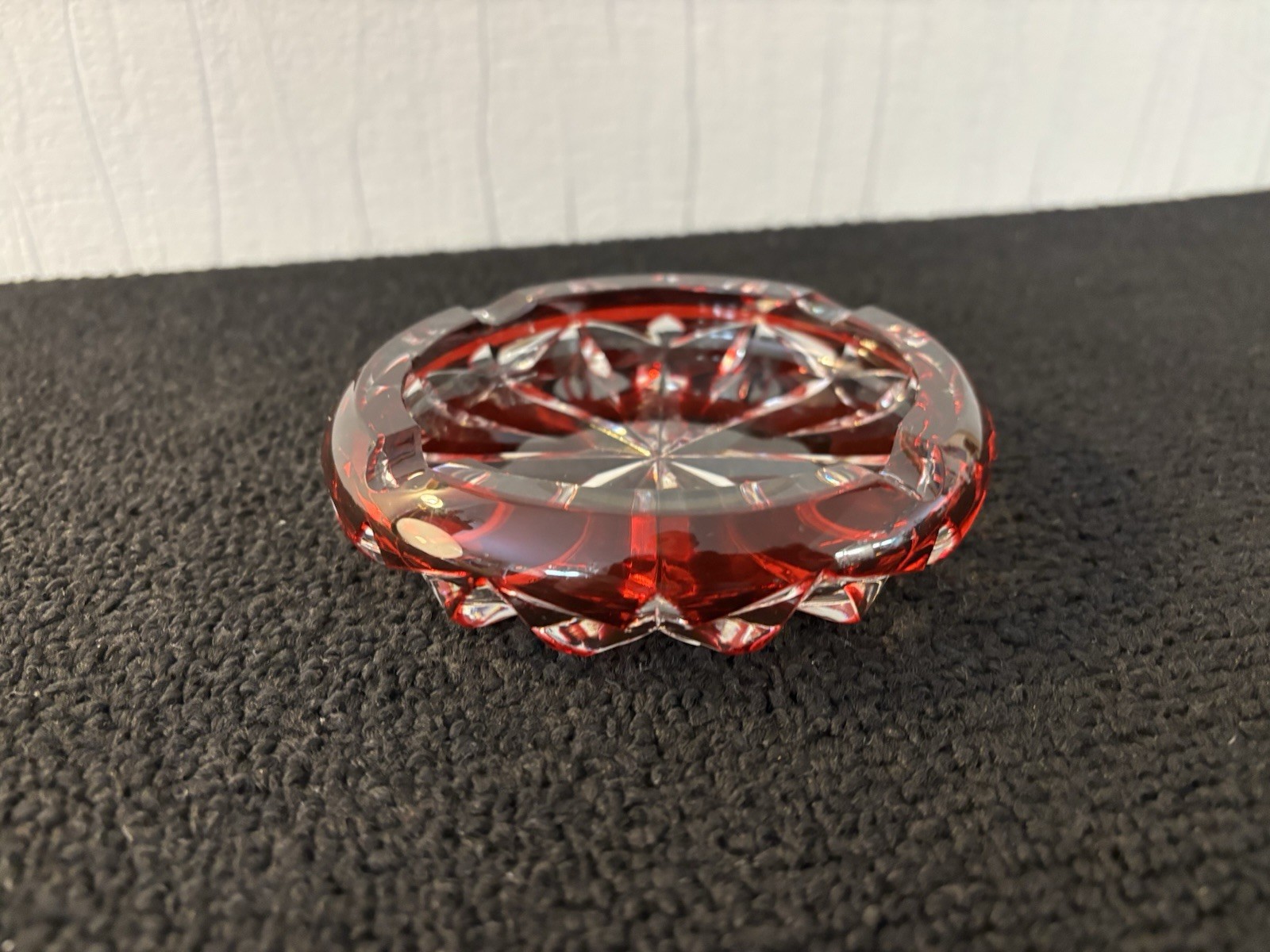 Red Overlay Ashtray In Crystal From Saint Louis Mod6