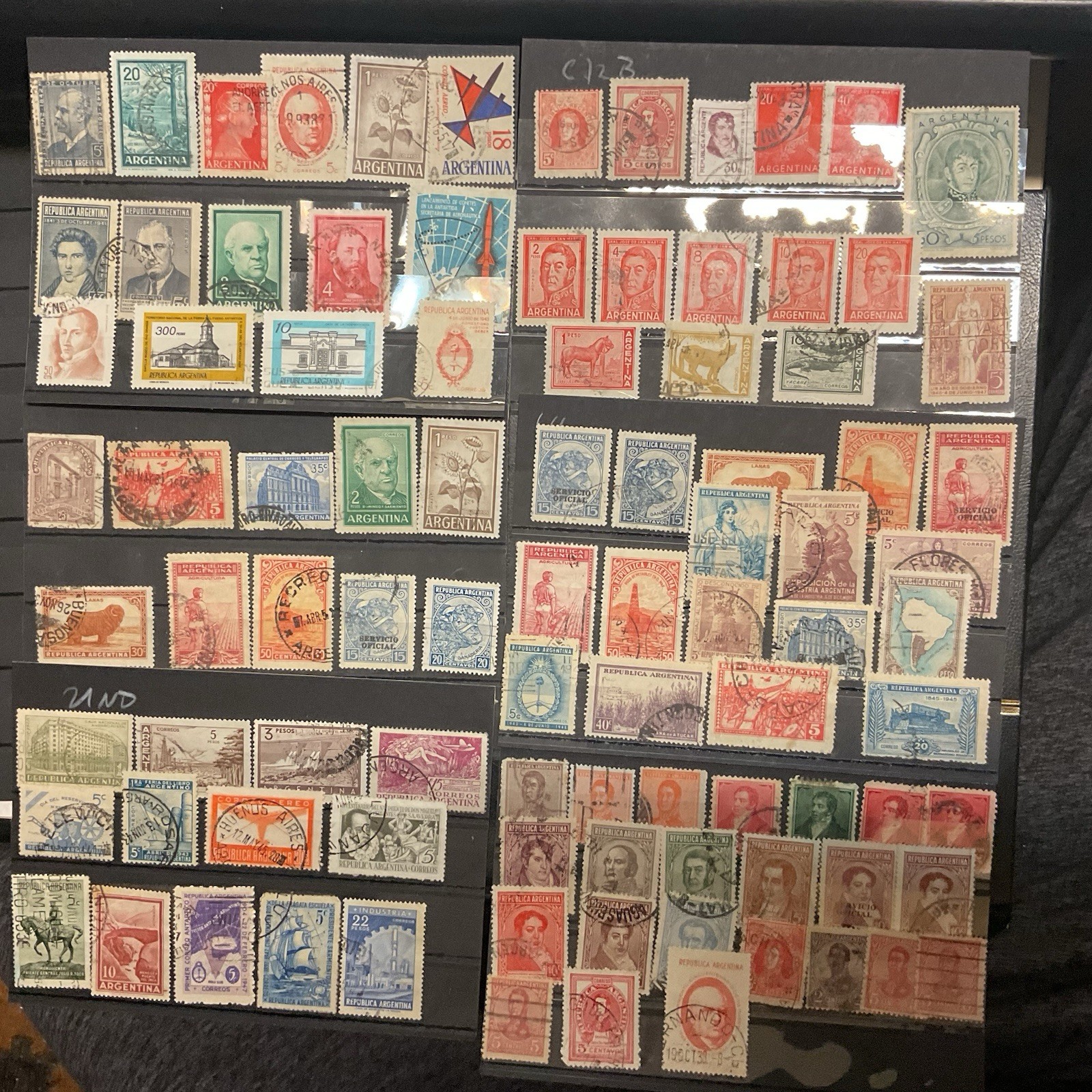 Collection lot different government office overprint stamps of Argentina 1940-50