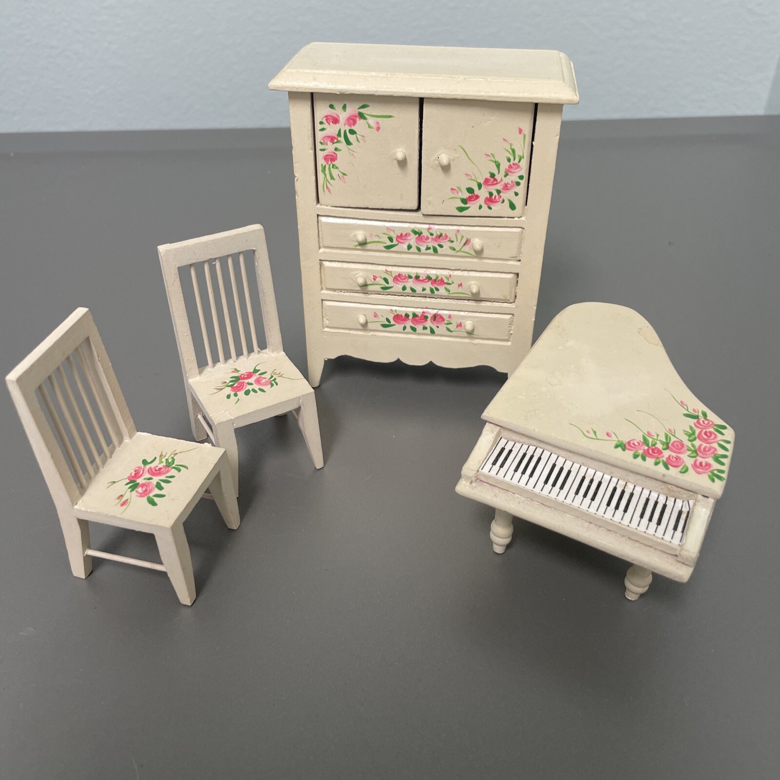 Miniature Dollhouse Lot White Piano Chest 2 Chairs Painted Flowers 