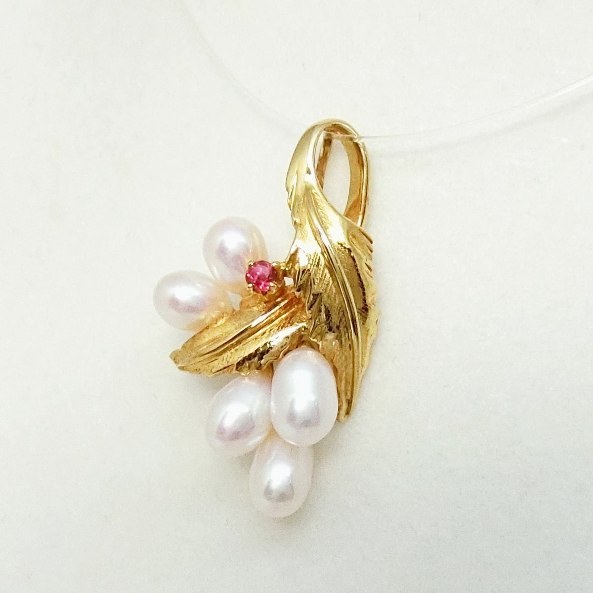 TASAKI K18 freshwater pearl ruby pendant top Newly finished beautiful item