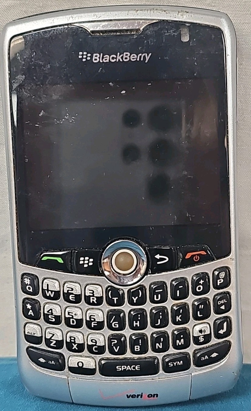 Vintage Verizon BlackBerry Curve 8330 Phone