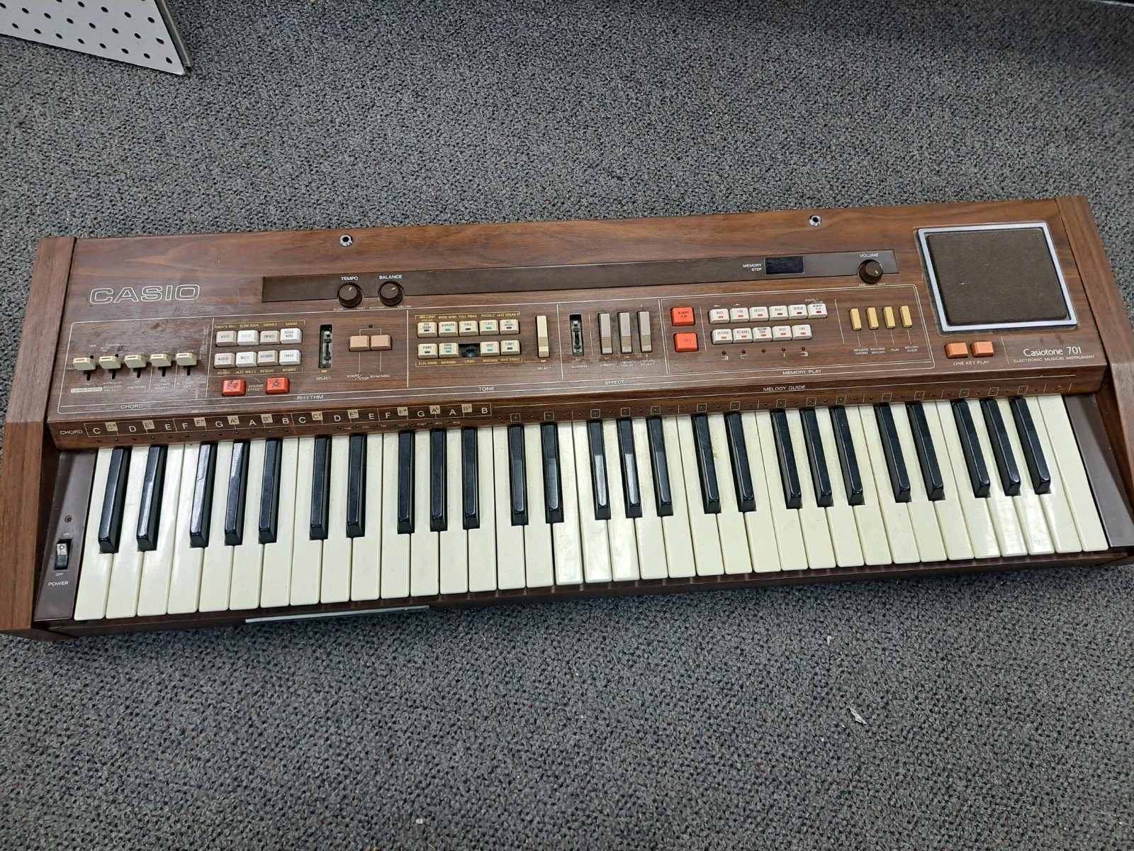 Vintage CASIO Casiotone 701 keyboard synthesiser/sound production 