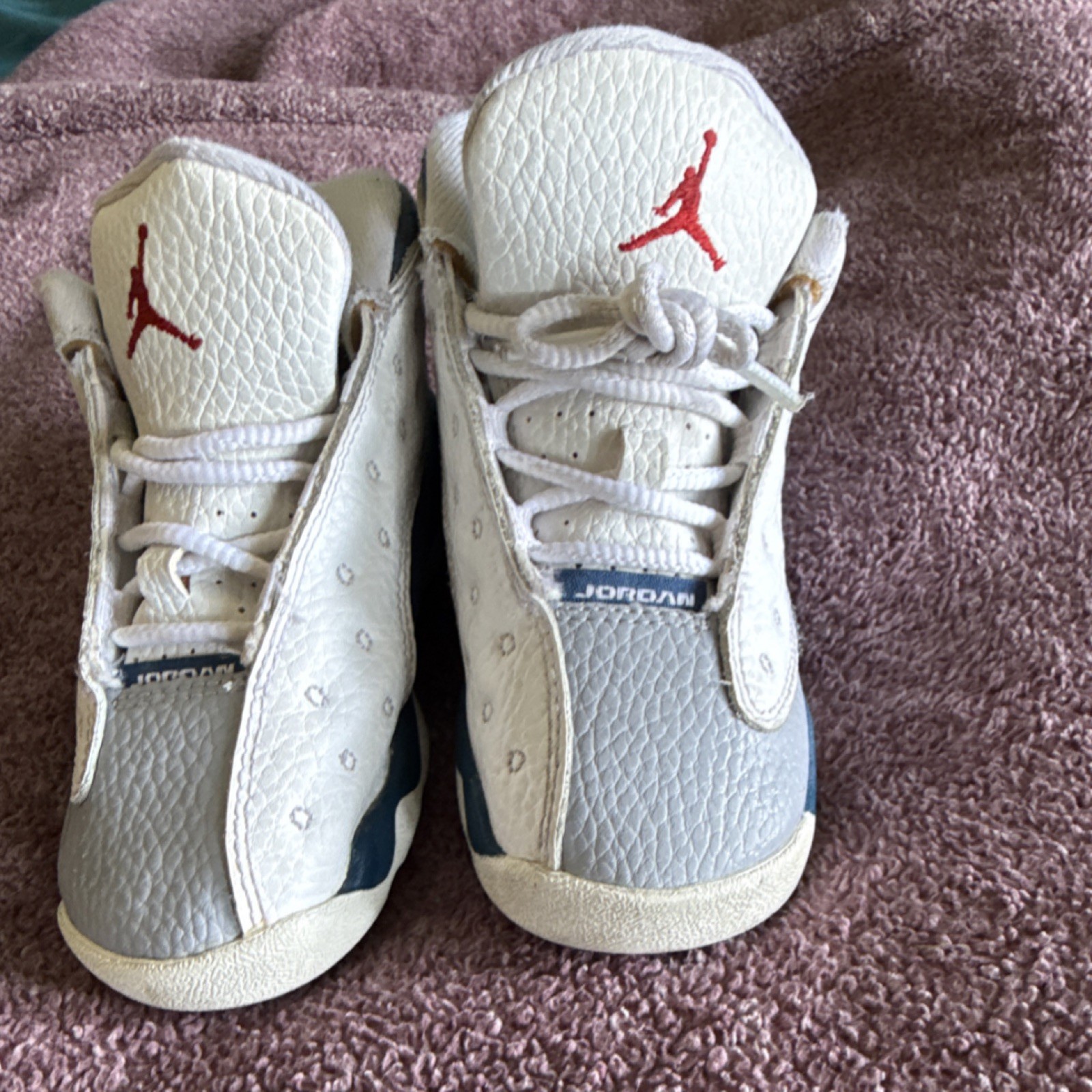 Jordan Air Jordan 13 Retro DJ3004-164 Kids Sneakers White Blue Leather 8C