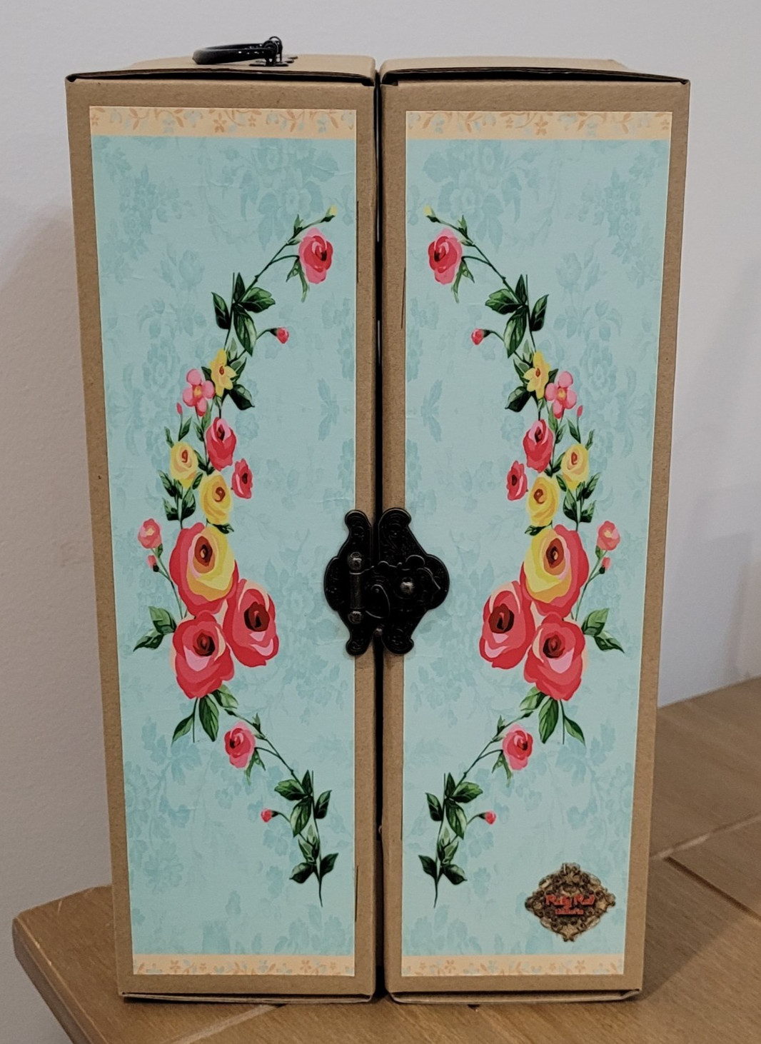 Ruby Red Galleria Doll Cardboard Trunk